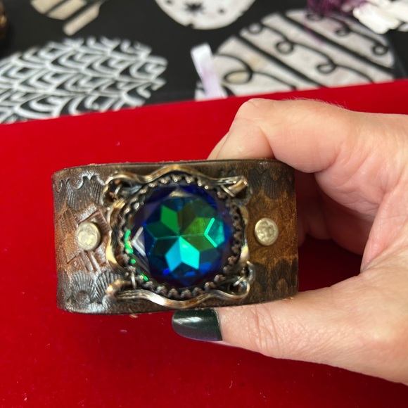 Reloved Leather Bling Cuff - Picture 1 of 4